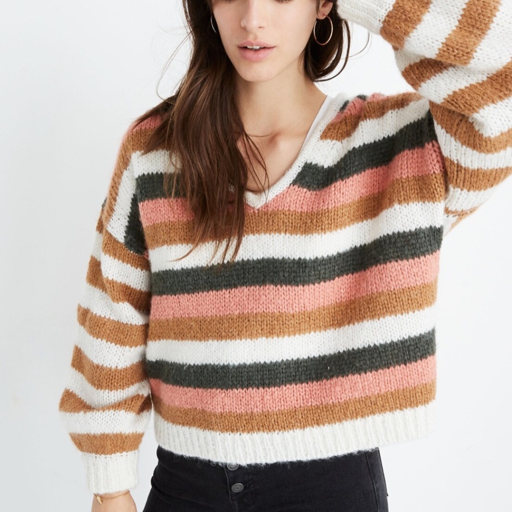 Balloon-Sleeve Pullover Sweater in Stripe Mix - Size Medium